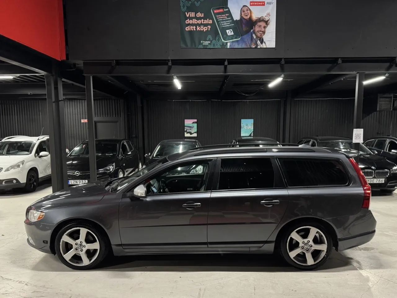 Volvo V70 III R-Design